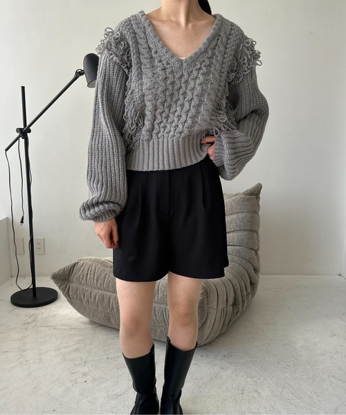 Amiur（エミレ）の「fringe bulky pullover / フリンジバルキープルオーバー（ニット/セーター・レディース・グレー/アイボリー・FREE）」の11枚目の写真