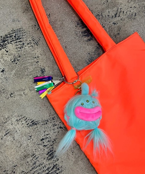 バッグ neon monster tote（トートバッグ）｜cheek（BAG）（チーク）の