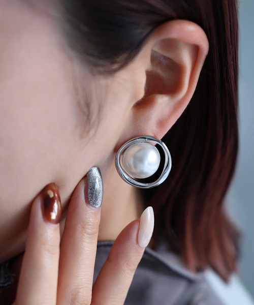 Riberry（リベリー）の「サークルパールリングイヤリング（イヤリング・レディース・シルバー/ゴールド・FREE）」の4枚目の写真