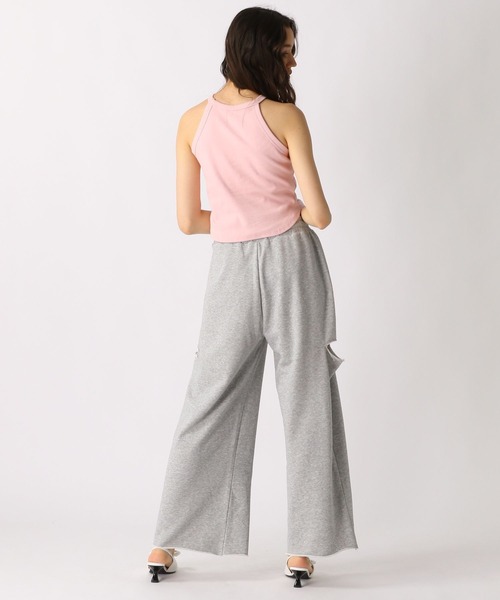 FOREVER 21（フォーエバー トゥエンティーワン）の「【2025SS】カップ付きアメスリタンクトップ（タンクトップ・レディース・ピンク/ブラック/オフホワイト/チャコールグレー・SMALL/MEDIUM）」の11枚目の写真