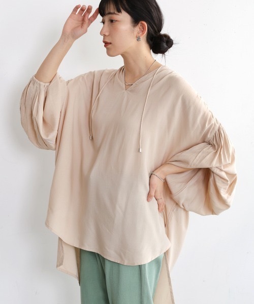 Bou Jeloud（ブージュルード）の「クールタッチレーヨンボリュームスリーブチュニック（Tシャツ/カットソー・レディース・ブラック/ベージュ/パープル・MEDIUM）」の16枚目の写真
