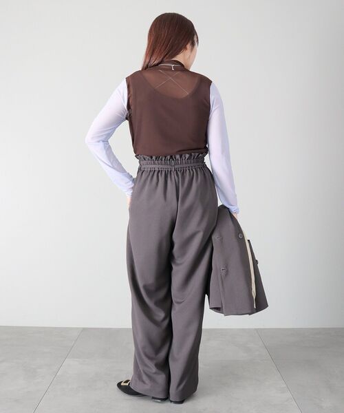 CRAFT STANDARD BOUTIQUE（クラフトスタンダードブティック）の「フリルウエストパンツ　◆（スラックス・レディース・グレイッシュベージュ/ダークグレー・M/L）」の18枚目の写真