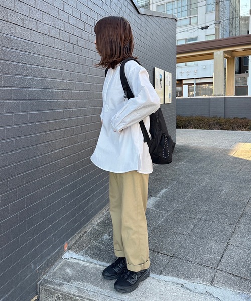 UNDERSTATEMENTs(アンダーステイトメント)の「【ユニセックス】サイドスリットスリーピングシャツ/無地/ストライプ(シャツ/ブラウス・メンズ・ブルー/ホワイト・MEDIUM/LARGE)」の10枚目の写真