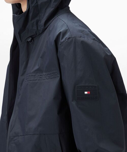 TOMMY HILFIGER(トミーヒルフィガー)の「ブランドフーデッドジャケット(ブルゾン・メンズ・ネイビー/ベージュ/レッド・SMALL/LARGE/MEDIUM/X-LARGE)」の11枚目の写真