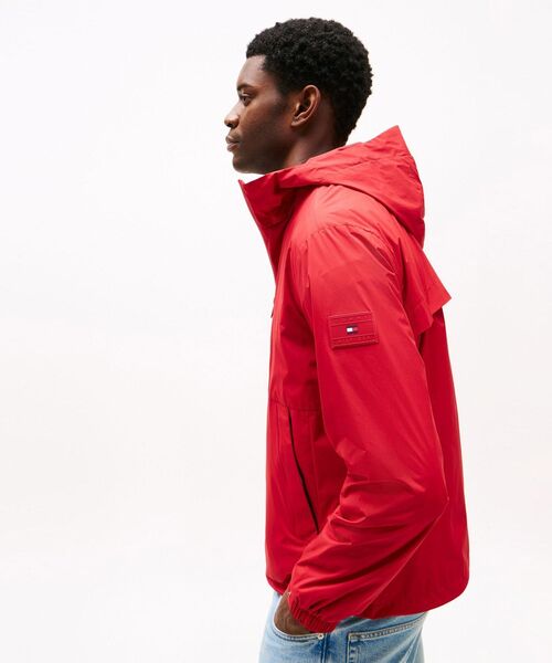TOMMY HILFIGER(トミーヒルフィガー)の「ブランドフーデッドジャケット(ブルゾン・メンズ・ネイビー/ベージュ/レッド・SMALL/LARGE/MEDIUM/X-LARGE)」の8枚目の写真