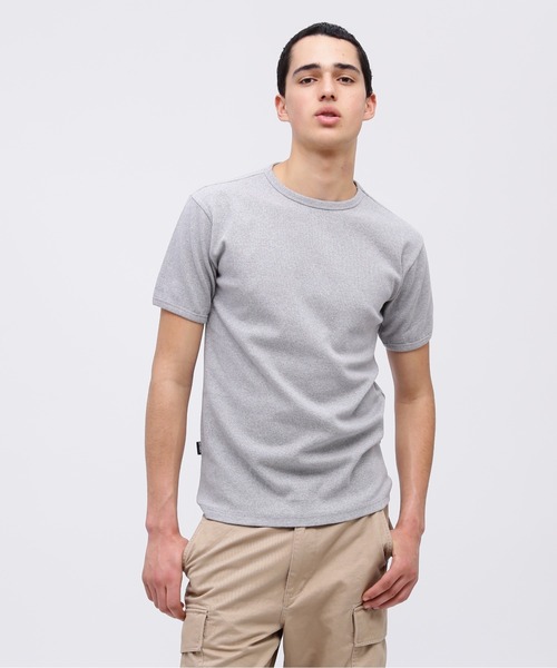 AVIREX（アヴィレックス）の「《DAILY/デイリー》RIB SHORT SLEEVE CREW NECK T-SHIRT / デイリーウェア リブ 半袖 クルーネック Tシャツ / AVIREX / アヴィレックス（Tシャツ/カットソー・メンズ・チャコール/ロイヤルブルー/ホワイト/ブラック/オリーブ/グレー・SMALL/MEDIUM/LARGE/X-LARGE/X-SMALL）」の20枚目の写真