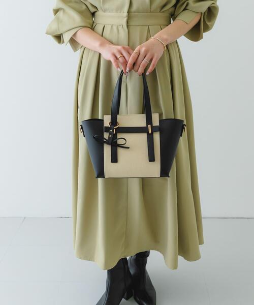 RODE SKO（ロデスコ）の「ミニキャンバスライクチャームトートバッグ（トートバッグ・レディース・ベージュ/ブラック/カーキ・ONE）」の8枚目の写真