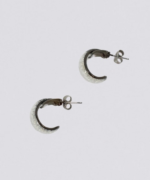 kiehtova(キエトヴァ)の「【kiehtova】GLOSS EPOXY PETIT HOOP PIERCE/グロスエポプチフープピアス(ピアス(両耳用)・レディース・ブラウン/シルバー・FREE)」の4枚目の写真