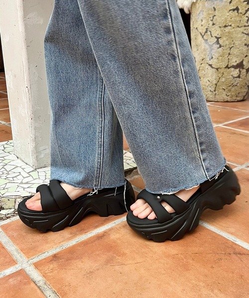 ORiental TRaffic（オリエンタルトラフィック）の「カットデザインパデット厚底サンダル/51206（サンダル・レディース・ベージュ/ブルー/ブラック・SS/S/M/L/LL/3L）」の18枚目の写真