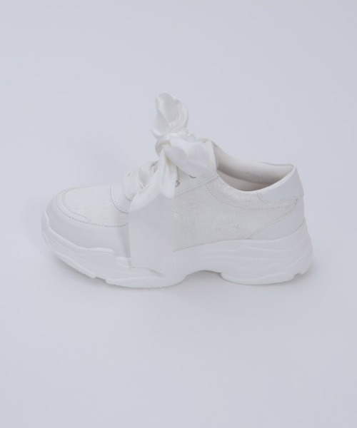 axes femme POETIQUE（アクシーズファムポエティック）の「サテンリボンスニーカー（スニーカー・レディース・ホワイト/ブラック・MEDIUM/LARGE）」の3枚目の写真