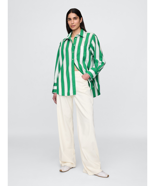 GAP（ギャップ）の「ポプリン ビッグシャツ（シャツ/ブラウス・レディース・ブルー系その他/イエロー/ピンク系その他/グリーン/ピンク/ホワイト×ブルー・L/M/XS/XXS/S）」の8枚目の写真