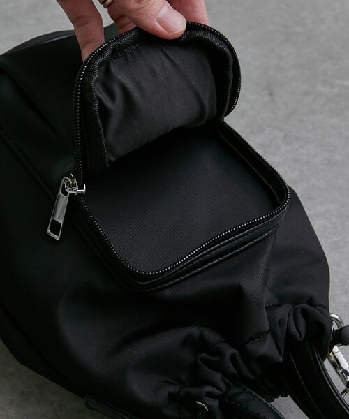 Lui's（ルイス）の「シンセティックレザーナイロンコンビ2way巾着ショルダーバッグ（ショルダーバッグ・メンズ・ブラック・FREE）」の20枚目の写真