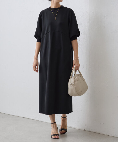 BEARDSLEY(ビアズリー)の「ソデパフワンピース(ワンピース・レディース・ブラック・FREE)」の1枚目の写真