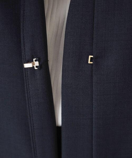 OPAQUE.CLIP（オペークドットクリップ）の「ストレッチリネンライクVネックジャケット/セットアップ対応【洗濯機洗い可/防シワ】（ノーカラージャケット・レディース・ナチュラル/ネイビー・36/38/40/42）」の19枚目の写真