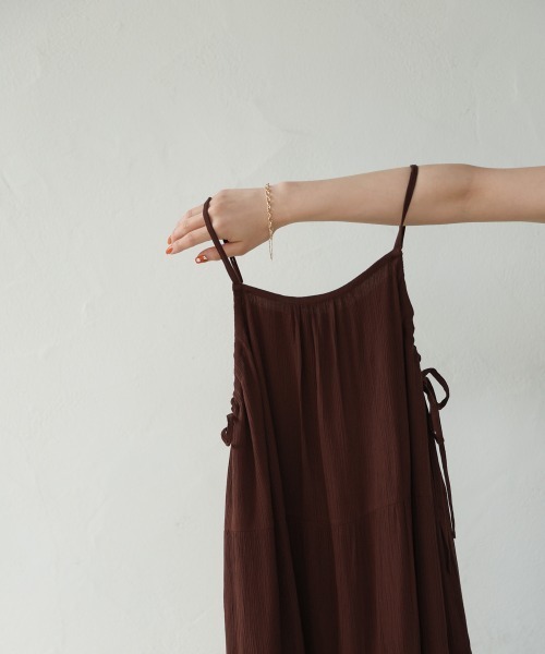 Bou Jeloud（ブージュルード）の「レーヨンクレープキャミワンピース（ワンピース・レディース・ブルー/ブラック/ブラウン・38）」の17枚目の写真