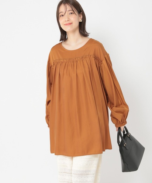 studio CLIP(スタディオクリップ)の「ダブルフロントギャザーチュニック(チュニック・レディース・キャメル/ネイビー・FREE)」の3枚目の写真