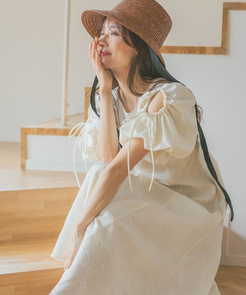 mysty woman（ミスティウーマン）の「［追加1］パワショルジャガードワンピース 491353（ワンピース・レディース・オフホワイト/ブラック/ベージュ・FREE）」の7枚目の写真