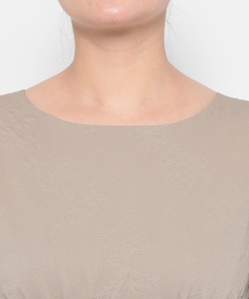 mysty woman（ミスティウーマン）の「［追加1］パワショルジャガードワンピース 491353（ワンピース・レディース・オフホワイト/ブラック/ベージュ・FREE）」の17枚目の写真