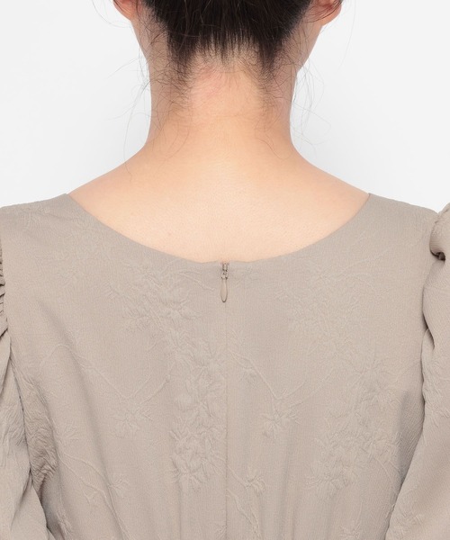 mysty woman（ミスティウーマン）の「［追加1］パワショルジャガードワンピース 491353（ワンピース・レディース・オフホワイト/ブラック/ベージュ・FREE）」の21枚目の写真