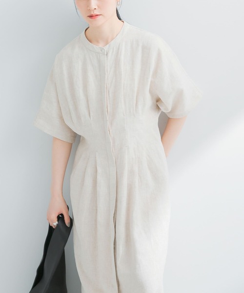 URBAN RESEARCH（アーバンリサーチ）の「『2サイズ展開』タックデザインリネンワンピース（ワンピース・レディース・ナチュラル/ブラック・36/38）」の15枚目の写真