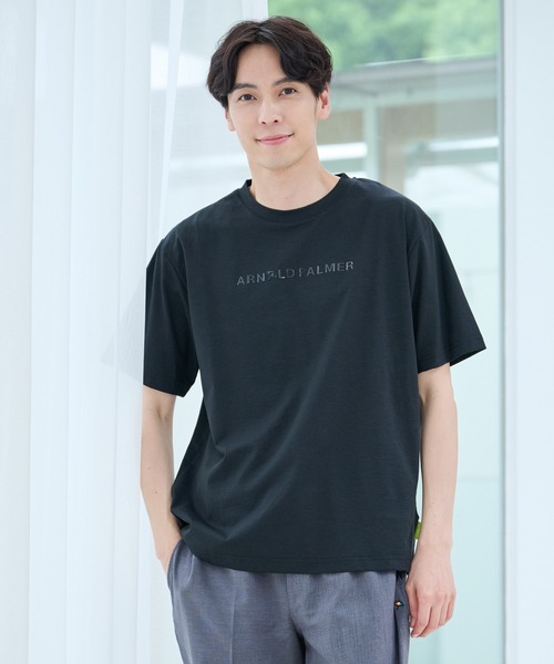 Arnold Palmer(アーノルドパーマー)の「タウン&レジャー シェア ロゴ Tシャツ(Tシャツ/カットソー・レディース・ブラック/カーキ/オフホワイト・XS/S/M/L/LL)」の1枚目の写真