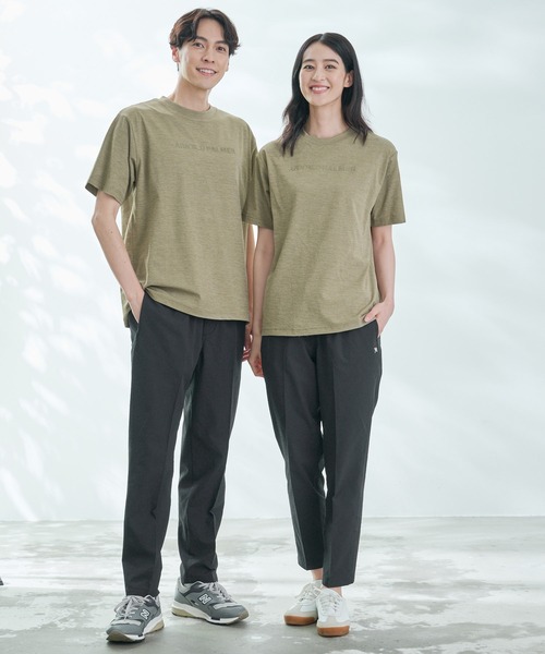 Arnold Palmer(アーノルドパーマー)の「タウン&レジャー シェア ロゴ Tシャツ(Tシャツ/カットソー・レディース・ブラック/カーキ/オフホワイト・XS/S/M/L/LL)」の5枚目の写真
