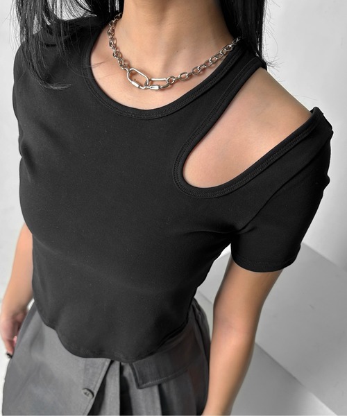 LVEU.(ラブユ.)の「【LVEU.】カットアウトクロップドトップス / トップス カットソー Tシャツ カットアウト 半袖 クロップド ショート ブラック(Tシャツ/カットソー・レディース・ブラック・FREE)」の11枚目の写真