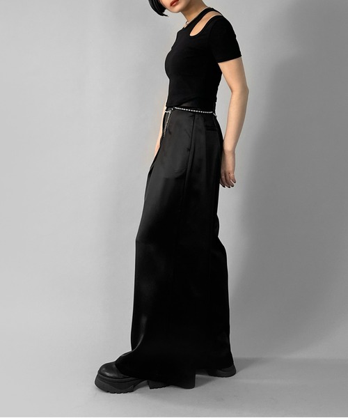 LVEU.(ラブユ.)の「【LVEU.】カットアウトクロップドトップス / トップス カットソー Tシャツ カットアウト 半袖 クロップド ショート ブラック(Tシャツ/カットソー・レディース・ブラック・FREE)」の21枚目の写真