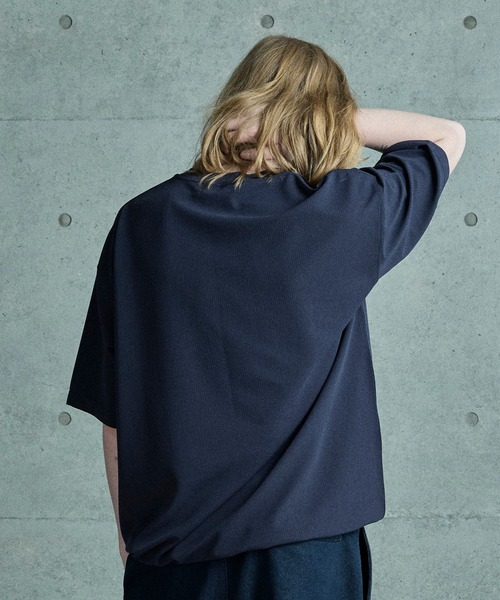FUSE(フューズ)の「シアサッカー調ルーズフィットTEE(Tシャツ/カットソー・メンズ・ホワイト/ブラック/ネイビー・03/02/01)」の15枚目の写真
