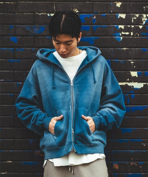 BEAMS（ビームス）の「ワイドショートフィット フェード フルジップ