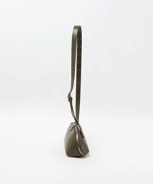 ADD CULUMN（アドカラム）の「＜ADD CULUMN＞FIGRE BODYBAG/ショルダーバッグ（ショルダーバッグ・レディース・ブラック/オリーブ・FREE）」の15枚目の写真