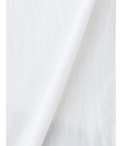 Perfect Suit FActory(パーフェクトスーツファクトリー)の「Vネック アシメラッフルブラウス オフホワイト/グレー/ベージュ(Tシャツ/カットソー・レディース・オフホワイト/ベージュ/チャコールグレー・M/L)」の4枚目の写真