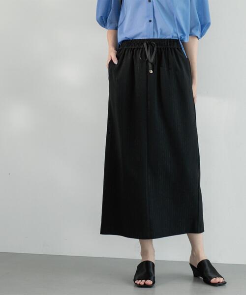 OPAQUE.CLIP（オペークドットクリップ）の「ラメストライプイージーナロースカート/セットアップ可【洗濯機洗い可/防シワ/吸水速乾】（スカート・レディース・ブラック系2/グレー系その他3/ダークブラウン系2・38/40/42/36）」の2枚目の写真