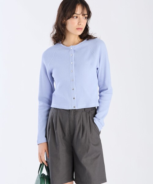 To b. by agnes b.(トゥービーバイアニエスベー)の「【Outlet】ワッフル コンパクト ロングスリーブ カーディガン(カーディガン/ボレロ・レディース・ブルー系その他・40/38)」の8枚目の写真
