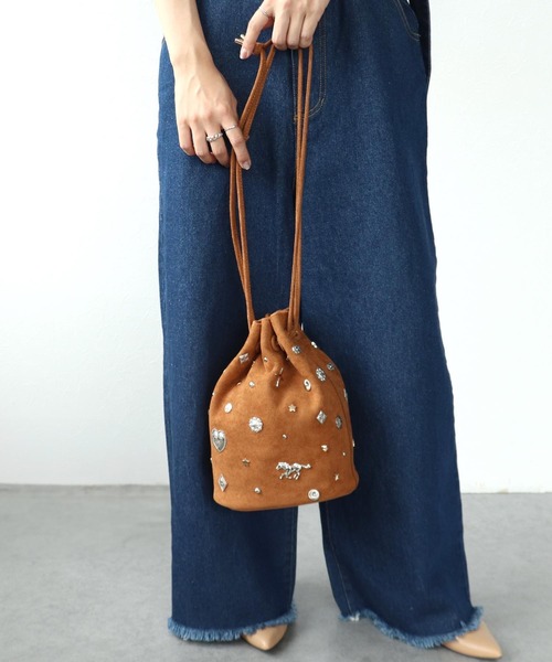 Three Four Time（ｽﾘｰﾌｫｰﾀｲﾑ）の「スエードスタッズドロストBAG（トートバッグ・レディース・キャメル/ブラック/カーキ・FREE）」の19枚目の写真