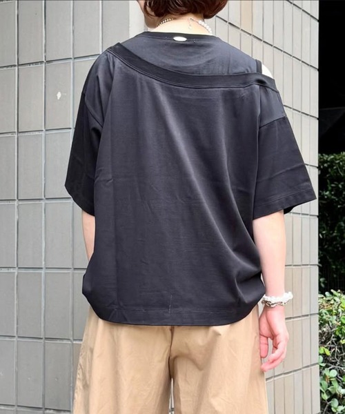 H.A.K(ハク)の「マーセライズ天竺アシンメトリーTシャツ(Tシャツ/カットソー・レディース・チャコール/ブラウン/ブラック・FREE)」の8枚目の写真