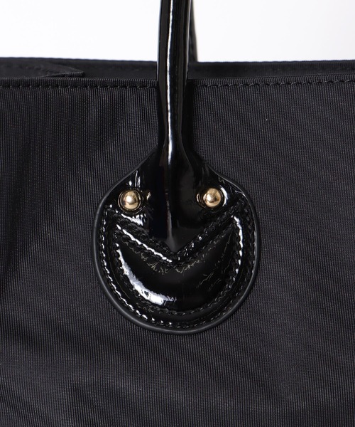 Three Four Time（ｽﾘｰﾌｫｰﾀｲﾑ）の「撥水加工スクエアトート（トートバッグ・レディース・レッド/ブラック/ブルー・FREE）」の11枚目の写真