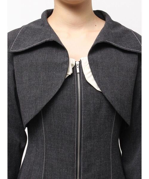 CALNAMUR(カルナムール)の「クロップドジャケット&ミニワンピースセット(ワンピース・レディース・グレー/ブルー・FREE)」の6枚目の写真