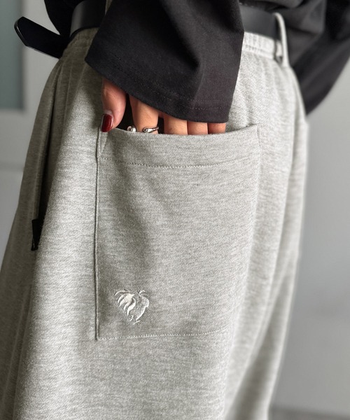 セール】「ベルトループ付き」2タックカーブシルエットスウェット