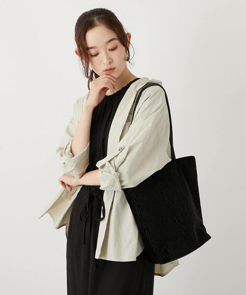 MELROSE claire(メルローズ クレール)の「【ベロアバッグ】(トートバッグ・レディース・チャコールグレー/ブラック/セージグリーン・FREE)」の17枚目の写真