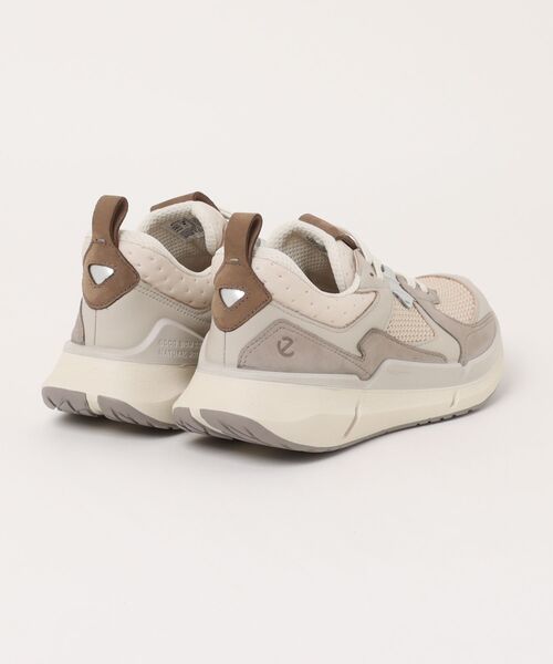 ECCO（エコー）の「ハイテク BIOM 2.2 機能性スニーカー 上質ヌバックレザー×軽量素材 本革（スニーカー・メンズ・グレー・37/38/35/36/39）」の2枚目の写真