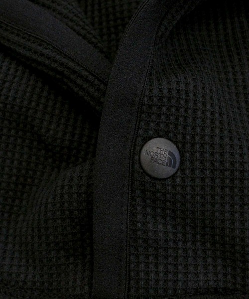 THE NORTH FACE（ザノースフェイス）の「ワッフルフードプルオーバー ワンポイント パーカー WAFFLE HOOD PULLOVER White Label Korea Line（パーカー・メンズ・ホワイト/ブラック・S/XL/L/M）」の4枚目の写真