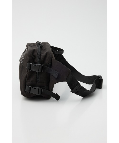 RODEO CROWNS WIDE BOWL（ロデオクラウンズワイドボウル）の「ロゴボディーバッグ（ボディバッグ/ウエストポーチ・メンズ・ブラック/カモフラージュ・FREE）」の4枚目の写真