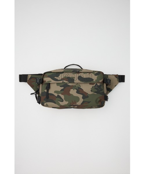 RODEO CROWNS WIDE BOWL（ロデオクラウンズワイドボウル）の「ロゴボディーバッグ（ボディバッグ/ウエストポーチ・メンズ・ブラック/カモフラージュ・FREE）」の17枚目の写真