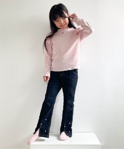 apres les cours（アプレレクール）の「【スリット】裾パール・ラインストーン フレアきゅんパンツ_ジュニア対応（デニムパンツ・キッズ・ブラック/ブルー・90/100/110/120/130/140）」の17枚目の写真