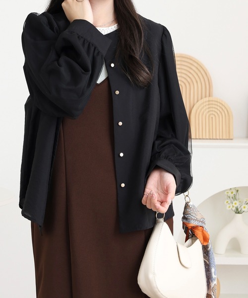 Anna Nicola(アンナニコラ)の「Anna Nicola 2wayチュールスリーブブラウス(シャツ/ブラウス・レディース・ブラック/モカ/キャメル・38)」の11枚目の写真