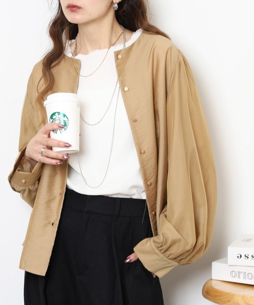 Anna Nicola(アンナニコラ)の「Anna Nicola 2wayチュールスリーブブラウス(シャツ/ブラウス・レディース・ブラック/モカ/キャメル・38)」の18枚目の写真