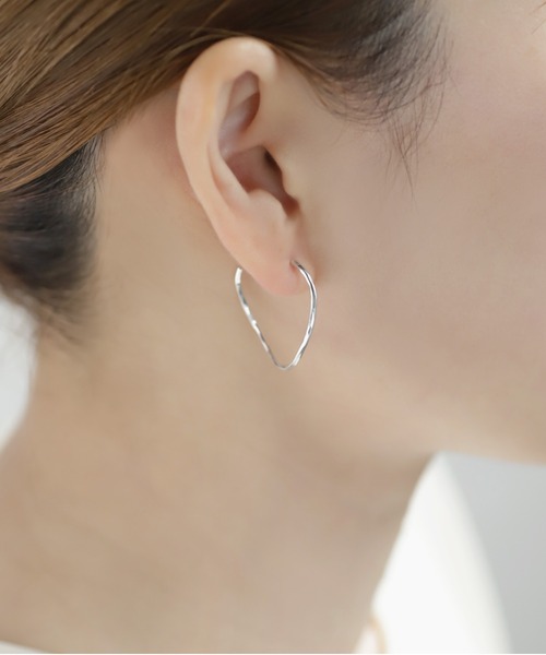 ニュアンスラインフープピアス[silver925]（ピアス（両耳用