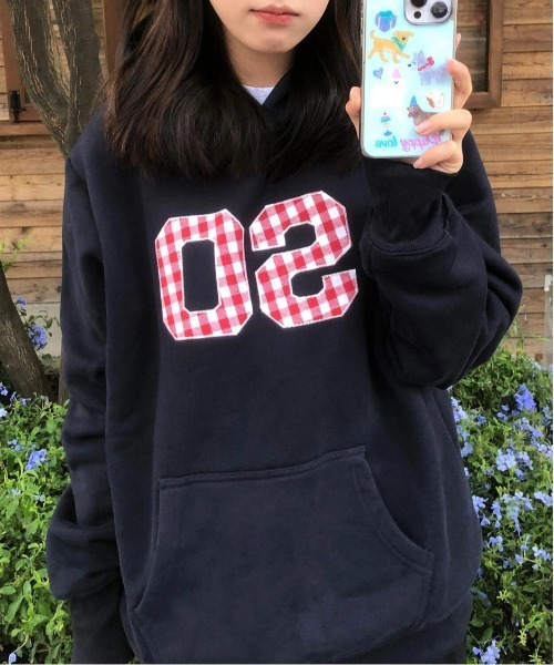 WEGO(ウィゴー)の「WEGO/チェックナンバリングプリントフーディートップス/パーカー(パーカー・レディース・ネイビー・MEDIUM/LARGE)」の21枚目の写真