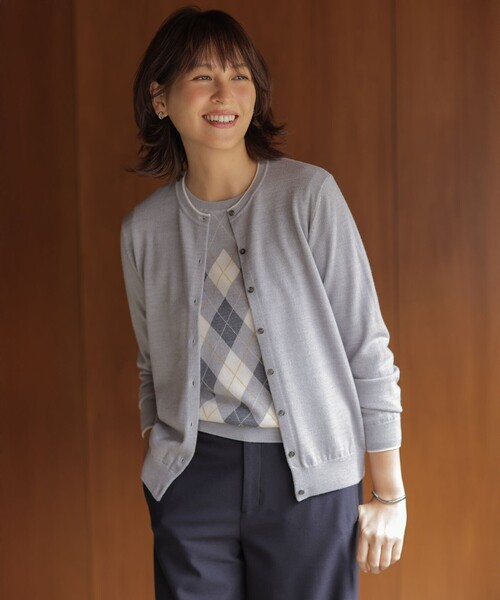 J.PRESS Ladies(J.プレス レディス)の「アーガイル ツイン ニット(ニット/セーター・レディース・スカイブルー系/ベージュ系/ライトグレー系・SMALL)」の2枚目の写真